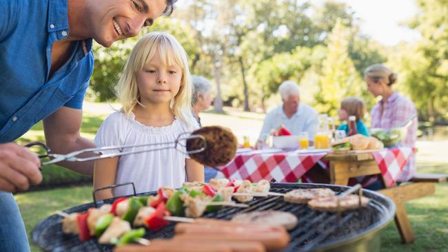 Outdoor living: How to turn your backyard into the perfect relaxing ...