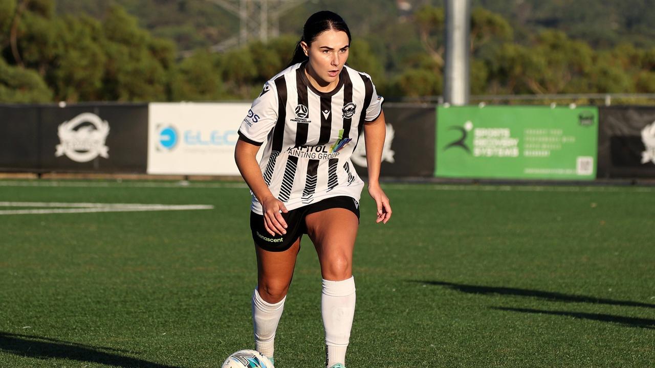 Lexie Moreno netted a brace for Gladesville Ravens in round one. Picture: Dan Ullman / Aptitude Photography