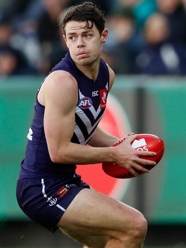 Lachie Neale in action for Fremantle.