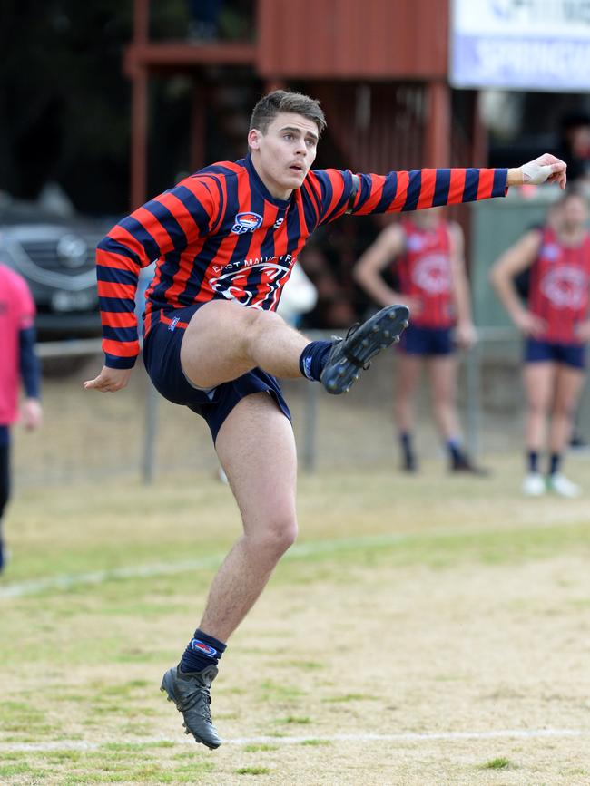 East Malvern #35 Riley Flanigan. Picture: AAP/ Chris Eastman