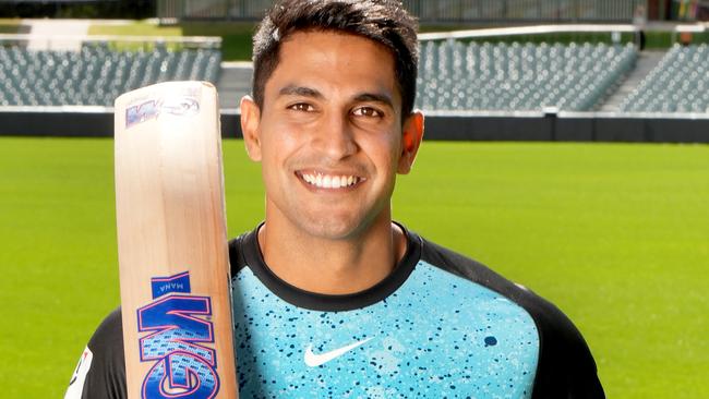 SA CRICKET: New Adelaide Strikers BBL recruit Jason Sangha at Adelaide Oval. 29 April 2025. Picture: Dean Martin