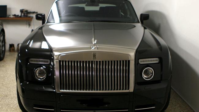 Luxury cars and boats were seized when fraudster Michael Issakidis was arrested by the Australian Federal Police.