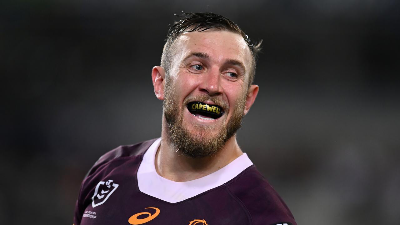 BRISBANE, AUSTRALIA - AUGUST 11: Kurt Capewell of the Broncos celebrates scoring a try during the round 24 NRL match between the Brisbane Broncos and Parramatta Eels at The Gabba on August 11, 2023 in Brisbane, Australia. (Photo by Albert Perez/Getty Images)