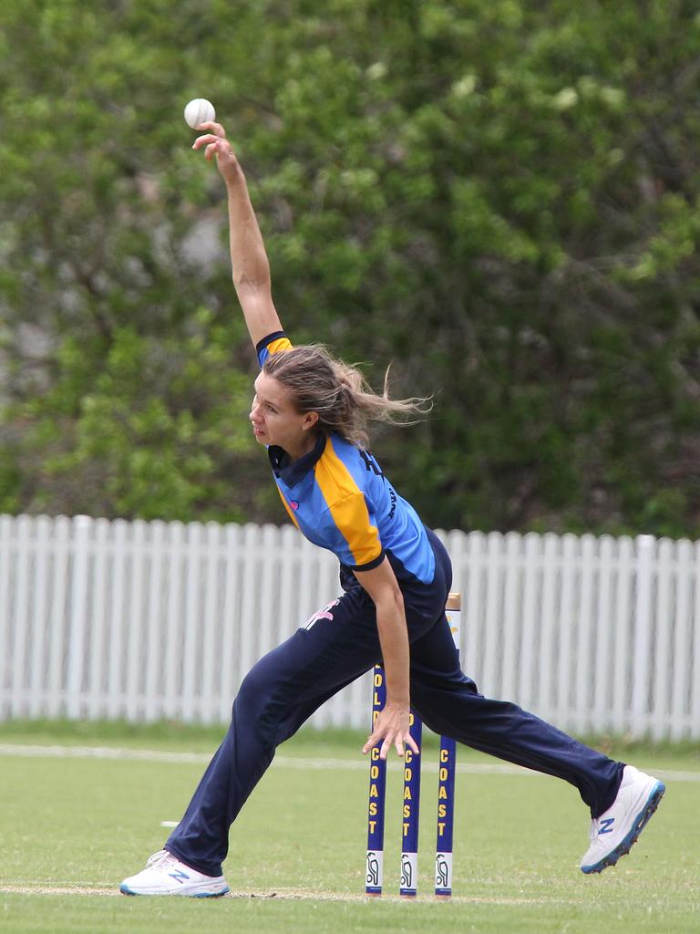 Katherine Raymont Shield women's cricket - Gold Coast Dolphins vs Wynnum-Manly/Redlands at Bill Pippen Oval, Robina. Dolphins Bowler Tara Wheeler. Pic Mike Batterham