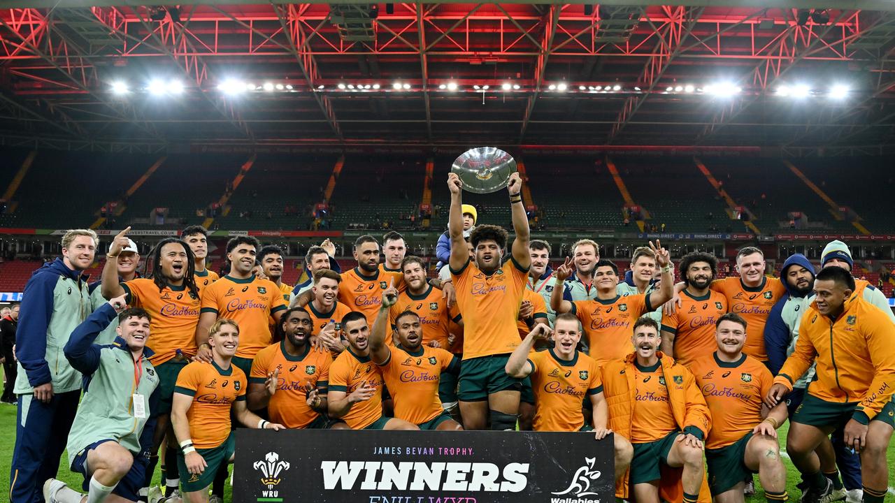 Rob Valetini of Australia lifts the James Bevan Trophy. Photo by Dan Mullan/Getty Images.