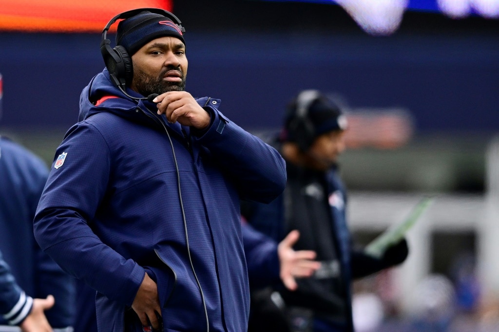 NFL Patriots fire head coach Mayo after miserable debut season The