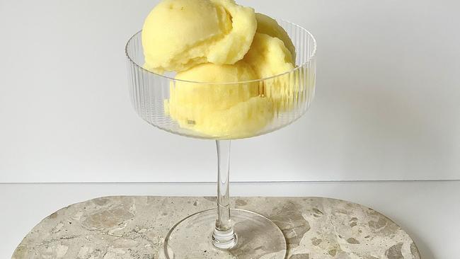 best-easy-1-ingredient-pineapple sorbet