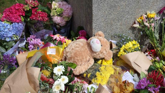 Flower tribute at the Royal Daylesford Hotel after five people were killed dead following a crash at the The Royal Daylesford Hotel. Picture: NCA NewsWire / Brendan Beckett