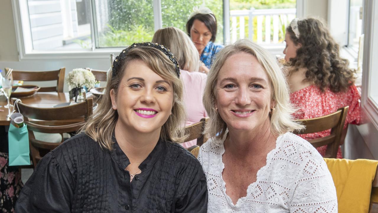 Tiffany Ernst (left) and Annie Sendall. The Chronicle Toowoomba Hospital Foundation Melbourne Cup at Urban Grounds Cafe raising funds for One Wish, One Cure for Type 1 Diabetes. Tuesday, November 1, 2022. Picture: Nev Madsen.