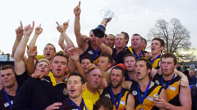 Heidelberg celebrates the 2006 Diamond Valley Football League premiership. Picture: Travis McCue