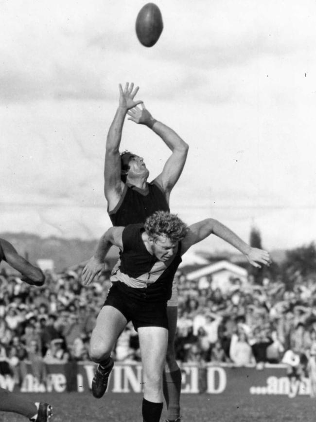 Bob Hammond in action for Norwood in 1974.