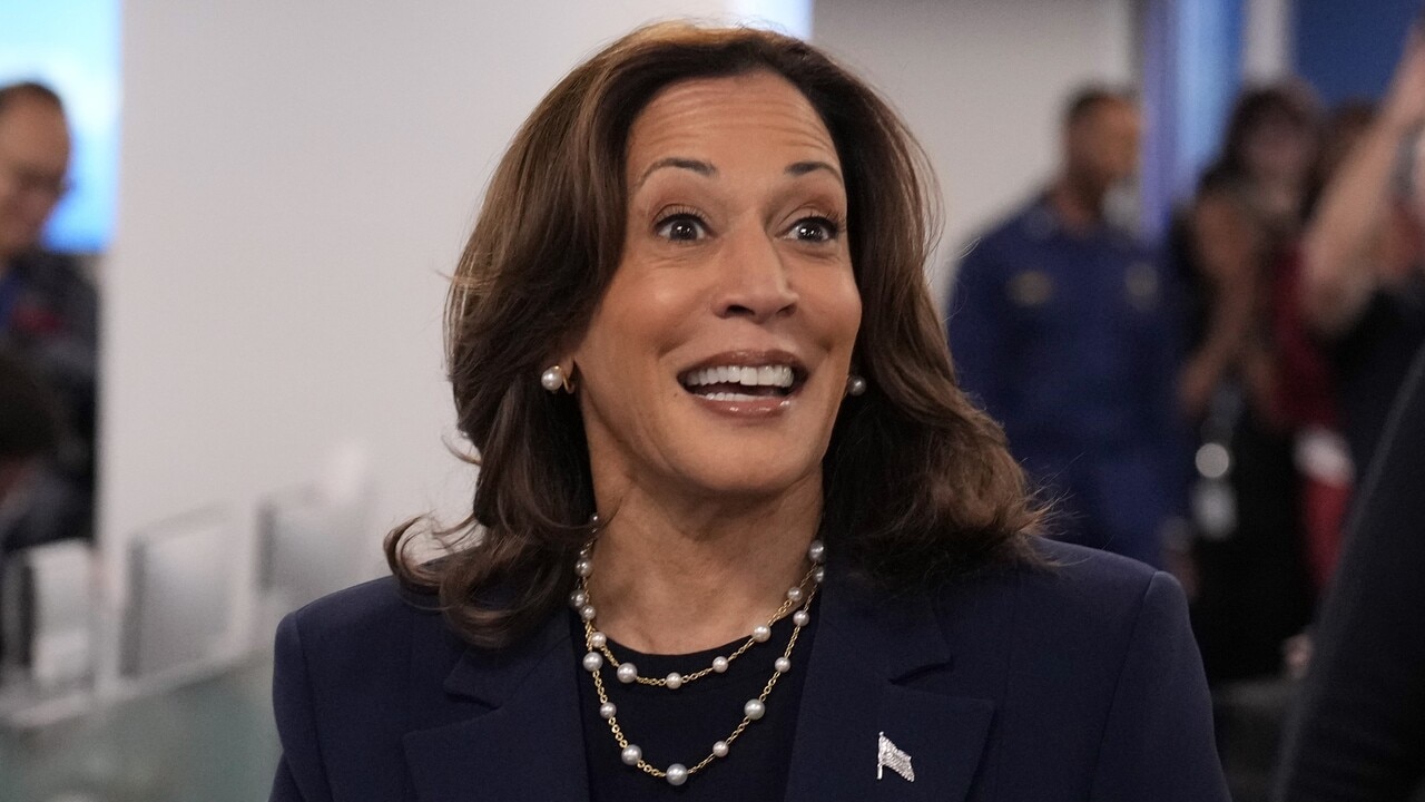 Kamala Harris Mocked Over ‘staged’ Photo Amid Hurricane Helene Response The Cairns Post