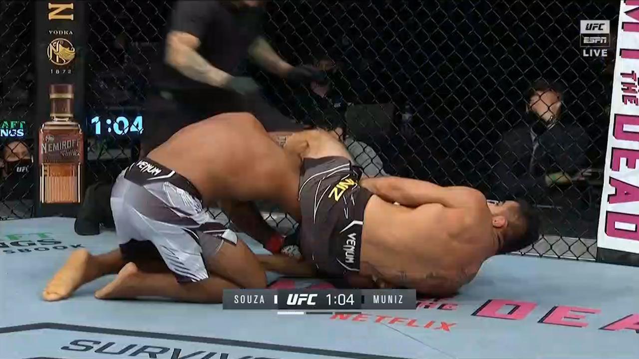 ufc broken arm