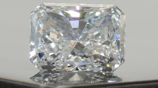 A loose radiant cut diamond, valued at $26,000, is looking for a new home. Picture: First State Auctions.