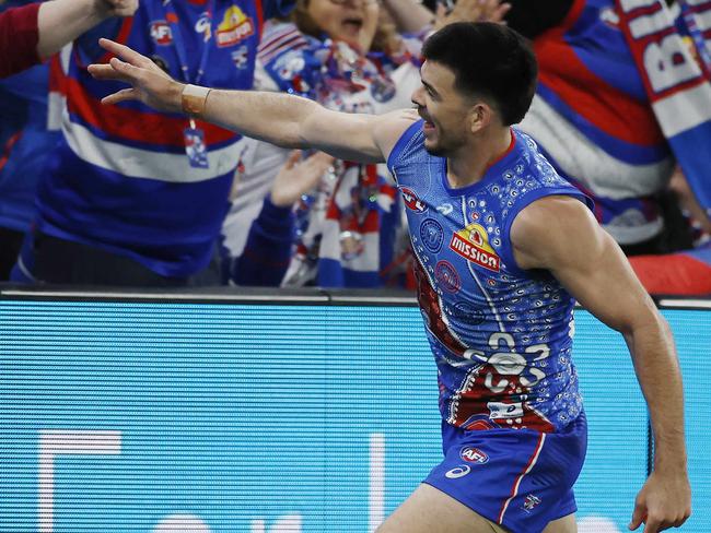 NCA. MELBOURNE, AUSTRALIA. May 17th, 2025 . AFL Round 10.  Western Bulldogs vs Essendon at Marvel Stadium .     Bulldog Matthew Kennedy  celebrates a 3rd quarter goal      . Picture: Michael Klein