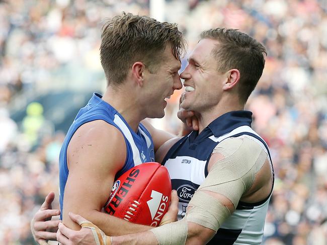 Longtime friends Shaun Higgins and Joel Selwood clash in 2018. Pic: Michael Klein