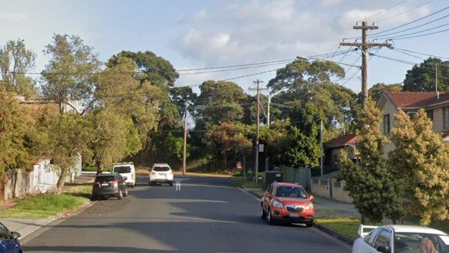 The scene of a shooting at a unit block on Canterbury Road, Roselands. Picture: Google Maps