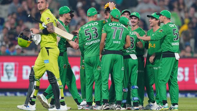 The Stars attack took early wickets to strangle Sydney Thunder’s run chase.