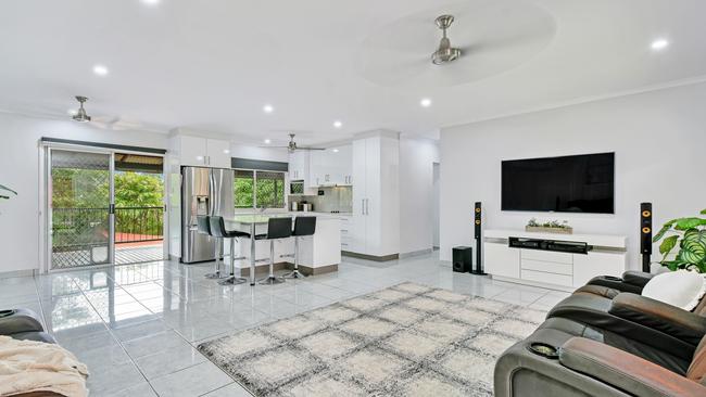 22 Shearwater Dr, Bakewell. Picture: Raine &amp; Horne Darwin