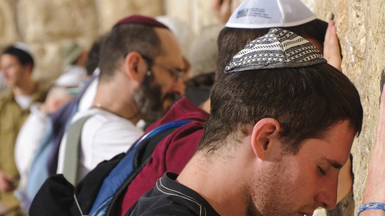 Jewish Skullcaps In Berlin Leader Advises Against Wearing Kippah After   756f48d0384ed39500a0e9c0a7225a39