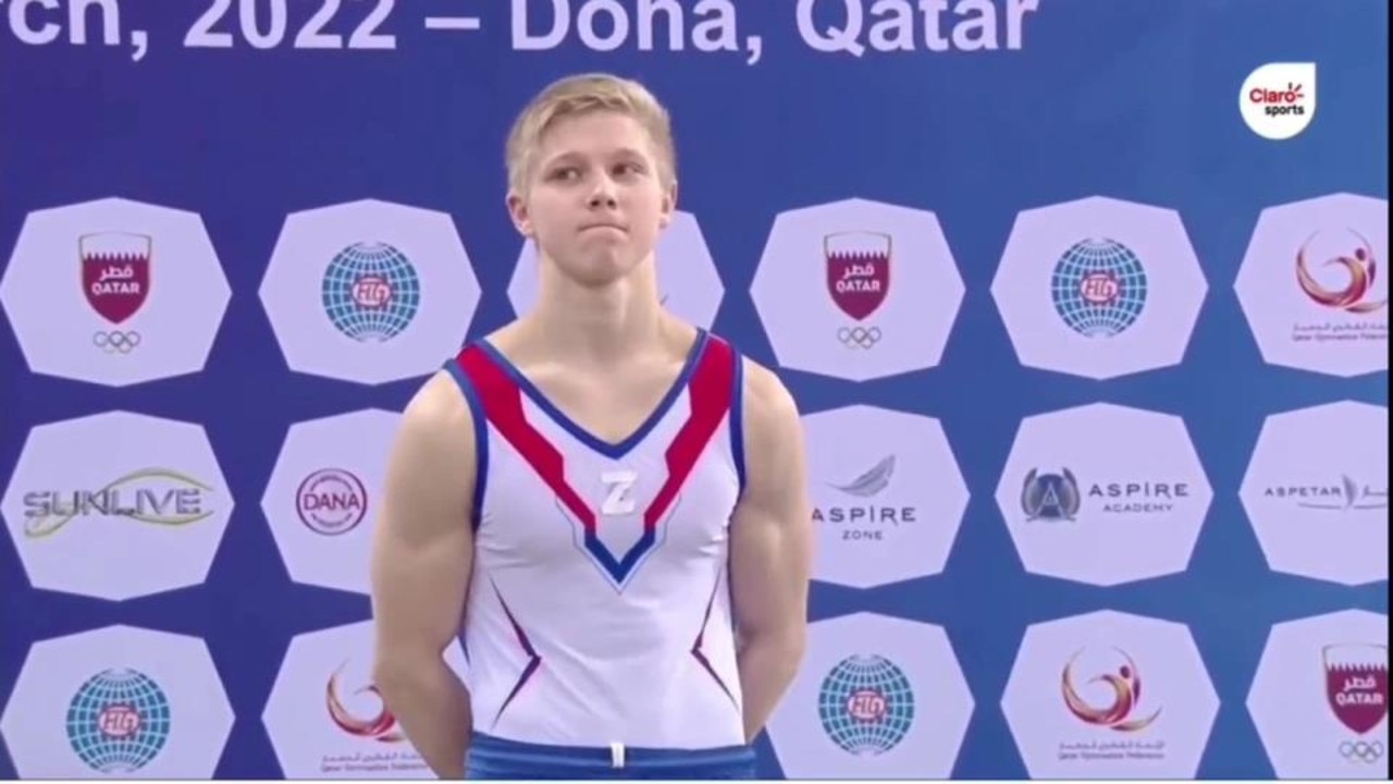 Gimnastul rus Ivan Kuliak poartă simbolul de război „Z”, a răspuns sportiva ucraineană Illia Kovtun