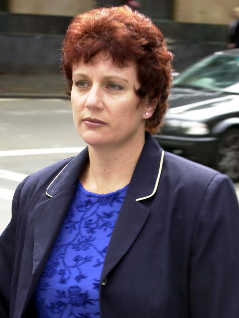 Kathleen Folbigg outside court in Darlinghurst, Sydney in 2003.