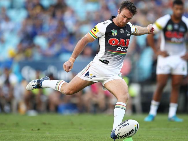 SYDNEY, AUSTRALIA - APRIL 08:  James Maloney of the Panthers kicks for goal during the round five NRL match between the Parramatta Eels and the Penrith Panthers at ANZ Stadium on April 8, 2018 in Sydney, Australia.  (Photo by Brendon Thorne/Getty Images)