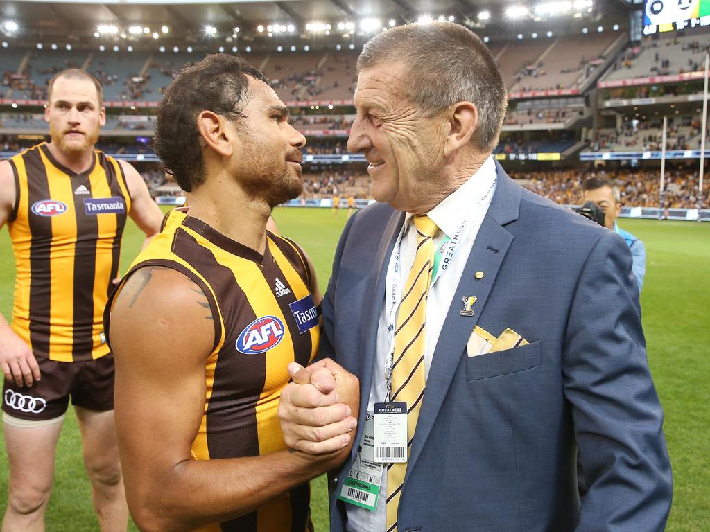 Hawthorn president Jeff Kennett congratulates Cyril Rioli. Pic: Michael Klein