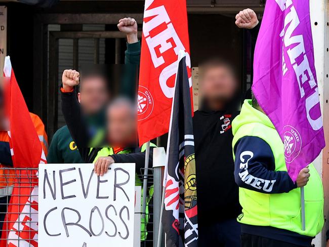 CFMEU members pictured blocking Cross River Rail workers from entering the Roma Street station worksite. Brisbane Tuesday 16th July 2024 Picture David Clark