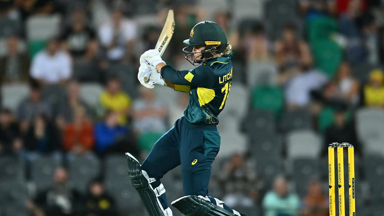 Australia def New Zealand in first women’s T20I, scorecard, highlights, video, Ash Gardner concussion after collision with Georgia Wareham, latest news #adessonews