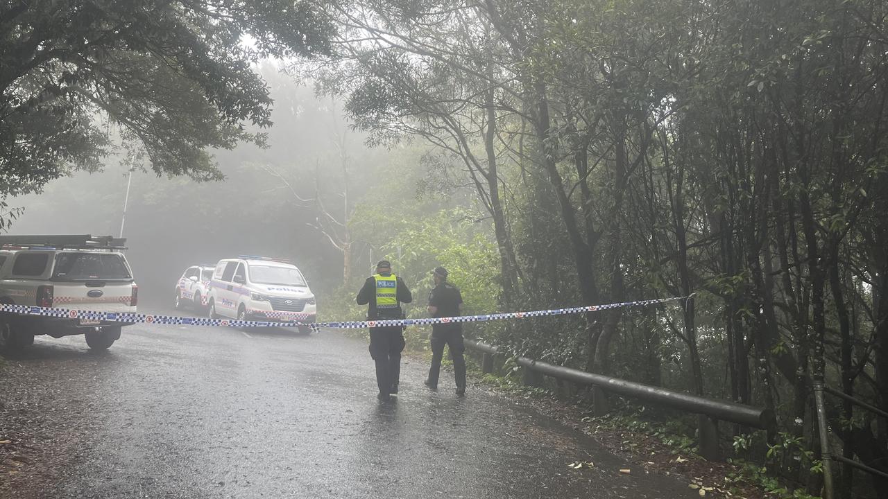 Police searching in the Gold Coast hinterland after the discovery of a human skull.