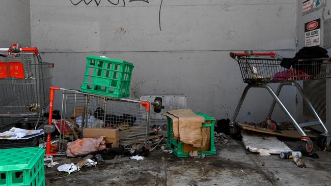 A derelict alley behind Dandenong Mall where drug users shoot up. Picture: Penny Stephens