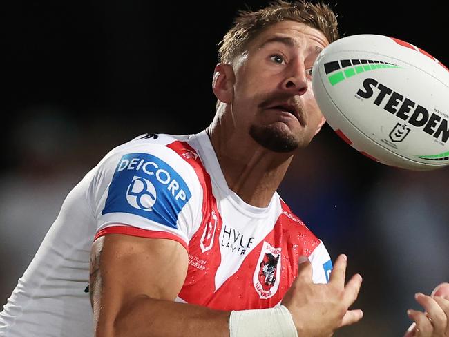 SYDNEY, AUSTRALIA - FEBRUARY 17:  Zac Lomax of the Dragons fumbles a high ball during the NRL Pre-Season Challenge round one match between St George Illawarra Dragons and South Sydney Rabbitohs at Netstrata Jubilee Stadium on February 17, 2024 in Sydney, Australia. (Photo by Matt King/Getty Images)