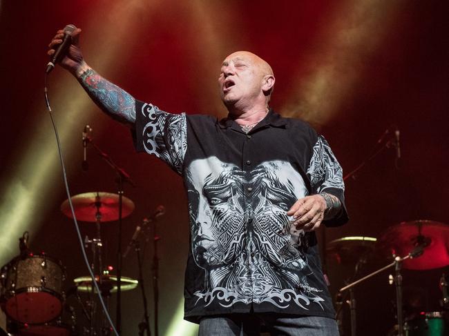 Rose Tattoo frontman and Australian rock icon Angry Anderson is furious over the pro-Trump cap backlash.