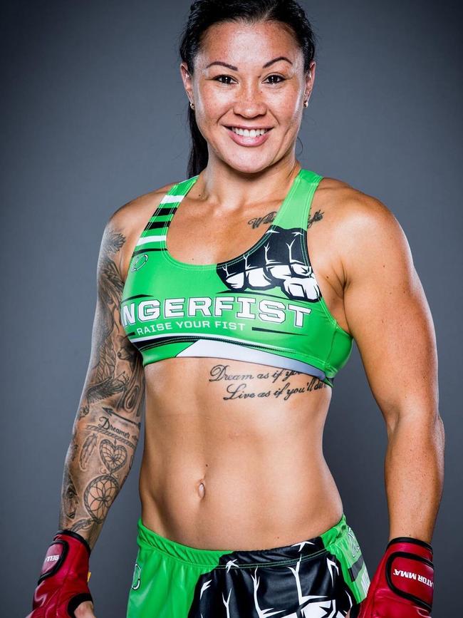 Gympie export Arlene Blencowe preparing for her Bellator 224 fight against Amanda Bell.