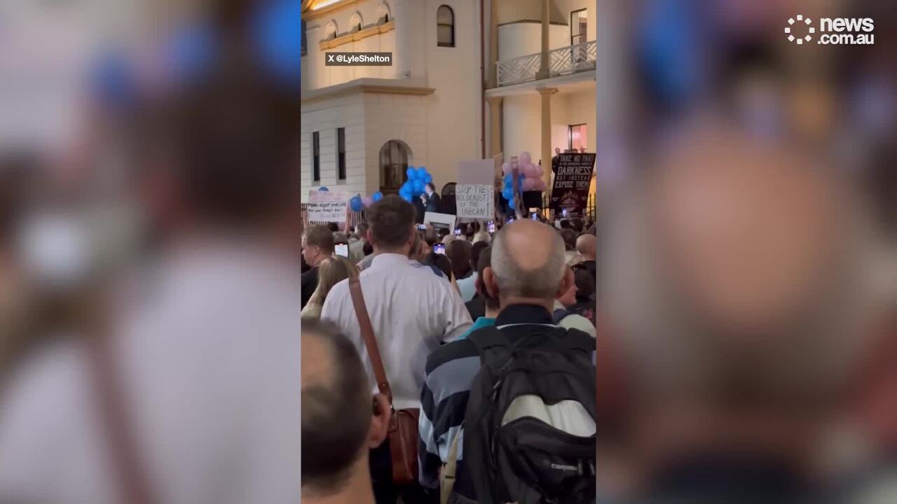 ‘Decency’ Abbott speaks at packed pro-life rally