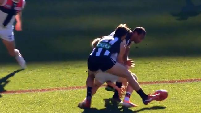 Travis Varcoe faces a stint on the sidelines after being reported for a head-high bump on St Kilda’s Ed Phillips