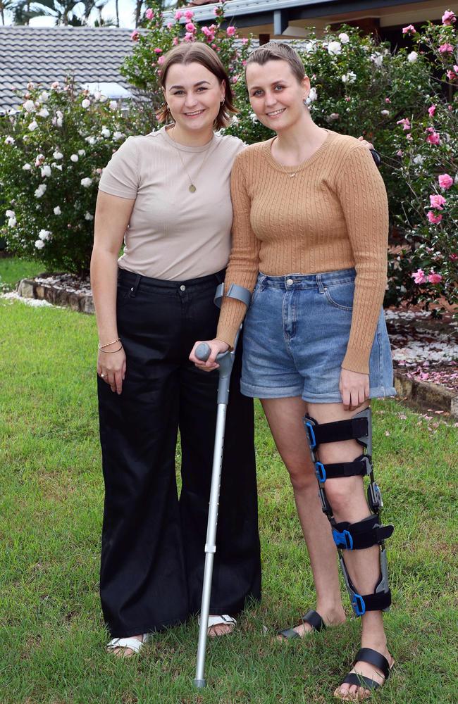 Rebecca Jones (left) with her sister Katie. Picture: Tertius Pickard