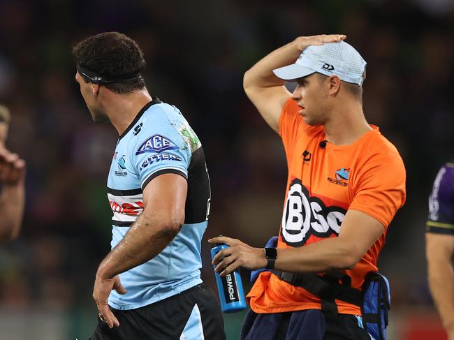 Dale Finucane leaves the field. Picture: Robert Cianflone/Getty