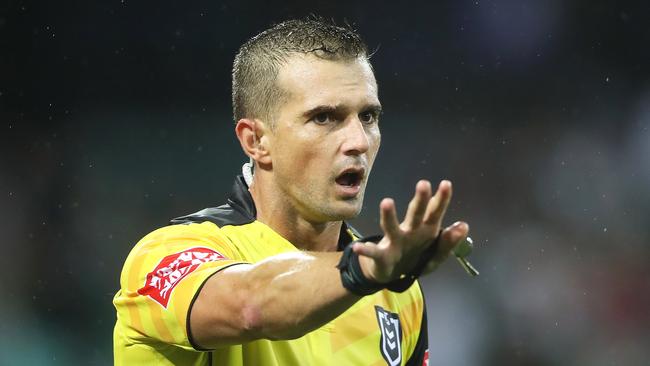 SYDNEY, AUSTRALIA - MARCH 15: Referee Grant Atkins gives instructions during the round one NRL match between the Sydney Roosters and the South Sydney Rabbitohs at Sydney Cricket Ground on March 15, 2019 in Sydney, Australia. (Photo by Mark Kolbe/Getty Images)