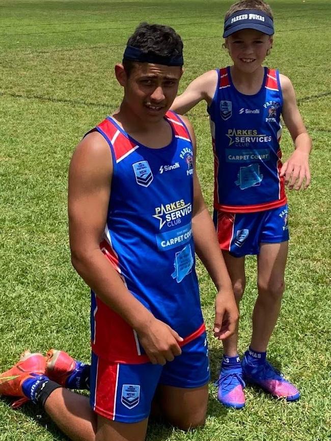 Khan Jackson (left) and Toby Smart of Parkes Pumas Touch Football. Photo: Contributed