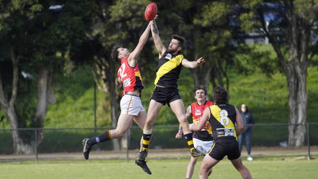 SFNL: The big men fly for Hallam and South Mornington. Picture: Valeriu Campan