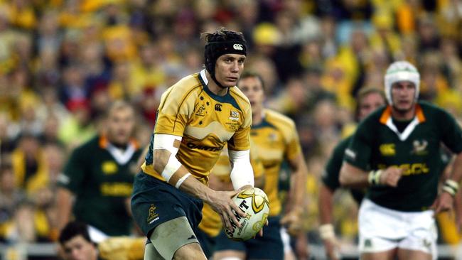 Stephen Larkham has been inducted into the Rugby Hall of Fame.