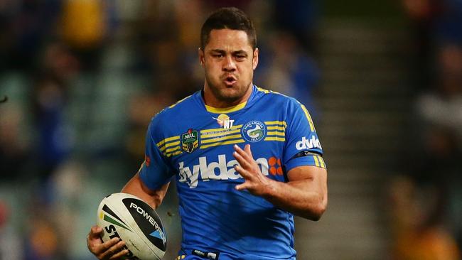 Jarryd Hayne has turned his back on Parramatta fans to chase the cash on offer with the Gold Coast Titans