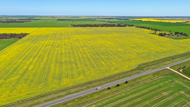 The Hemphill family are selling a 104ha cropping block, Kings, located near east of Horsham near Minyip.