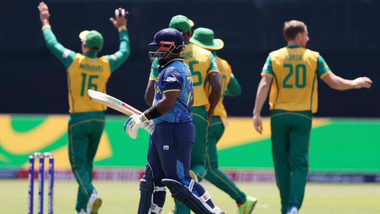 Runs were at a premium on the tricky wicket. Photo by Robert Cianflone/Getty Images