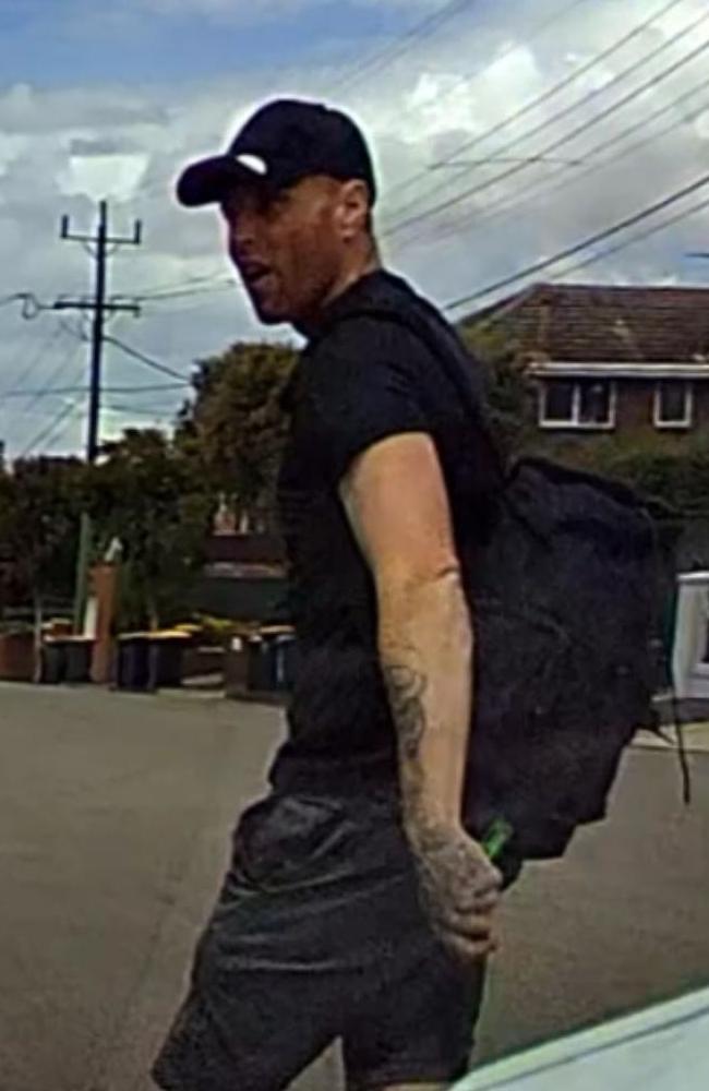 The man is described as caucasian and aged in his mid-30s with tattoos on his left leg, arm and hand. Picture: Victoria Police