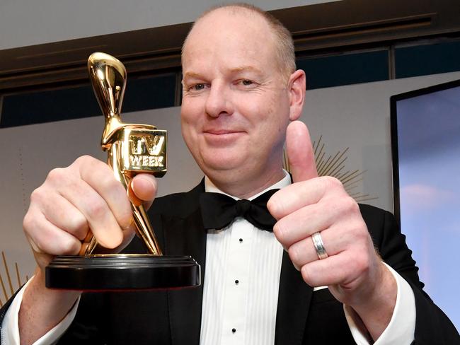 Tom Gleeson poses for a photograph after winning the Gold Logie for most popular personality on Australian TV during the 2019 Logie Awards at The Star Casino on the Gold Coast, Sunday, June 30, 2019. (AAP Image/Darren England) NO ARCHIVING, EDITORIAL USE ONLY