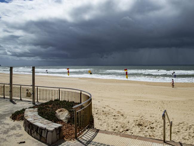 Rainfall up to 200mm as Qld braces for week of storms