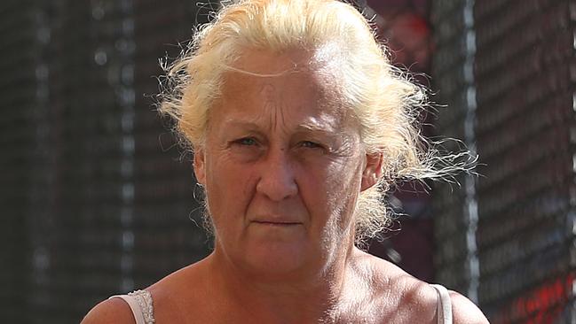 Granny Shoots At Son In Law In Mistaken Belief He Is Sexually Abusing Granddaughter On Gold
